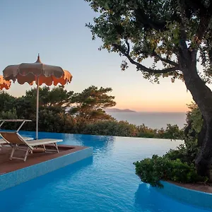 Hotel Boutique Torre Di Cala Piccola ****